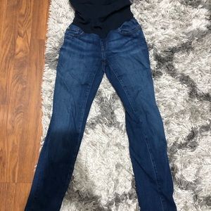 Maternity jeans pea in the pod